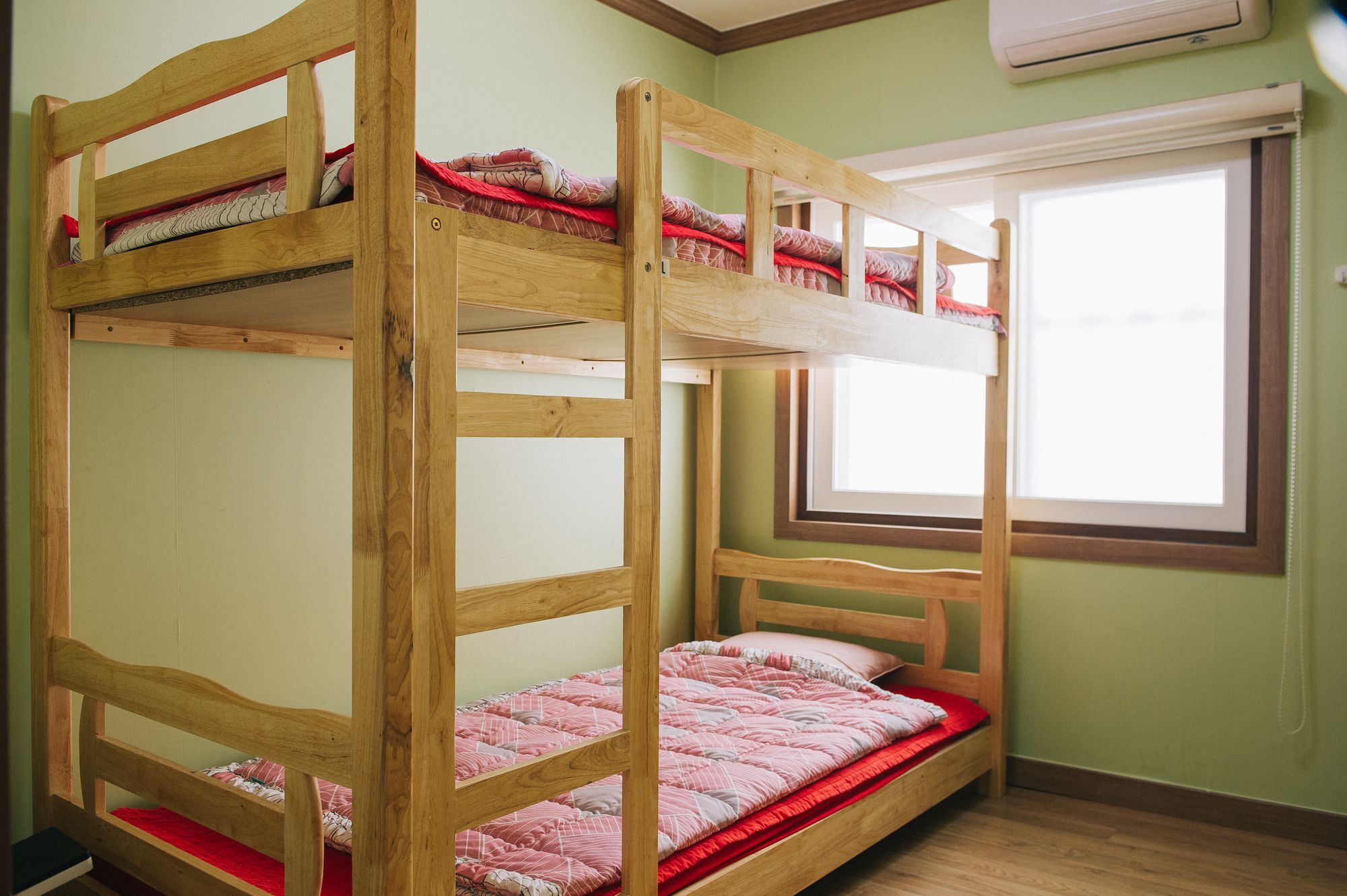 We Guesthouse بوسان المظهر الخارجي الصورة