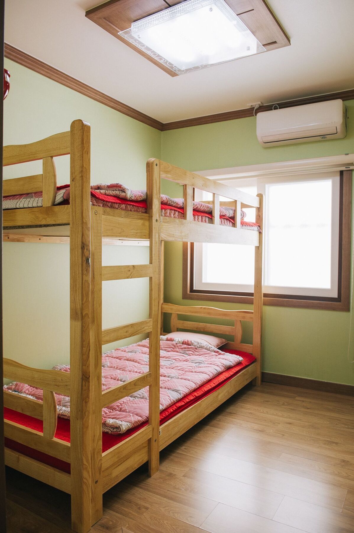 We Guesthouse بوسان المظهر الخارجي الصورة